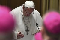 Ve Vatikánu začali řešit zneužívání dětí: Na obřím summitu promluví před papežem i oběti
