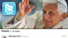 Den před oznámením rezignace napsal papež na Twitter tajemný vzkaz...