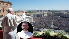 Papež pronesl tradiční velikonoční požehnání Městu a světu na balkoně baziliky sv. Petra ve Vatikánu.