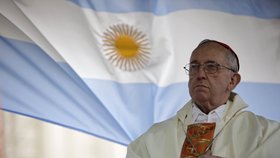 Nový papež František: Jeho civilní jméno je Jorge Mario Bergoglio a pochází z Argentiny