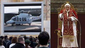 Papež se ve Vatikánu rozloučil s věřícími a odletěl vrtulníkem na své letní sídlo