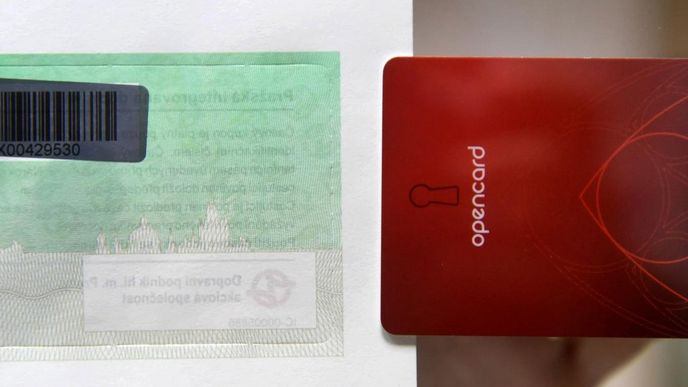 Papírový kupon versus opencard