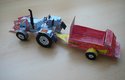 Papírový model traktoru Zetor z kategorie Žáci (do 13 let - ročník 2008 a mladší), který Petr Polívka přihlásil do soutěže Papírový pohár ABC