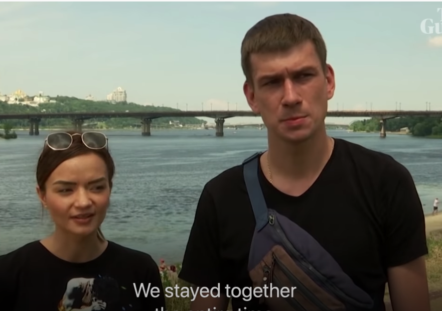Ukrajinský pár byl spoután 123 dní.