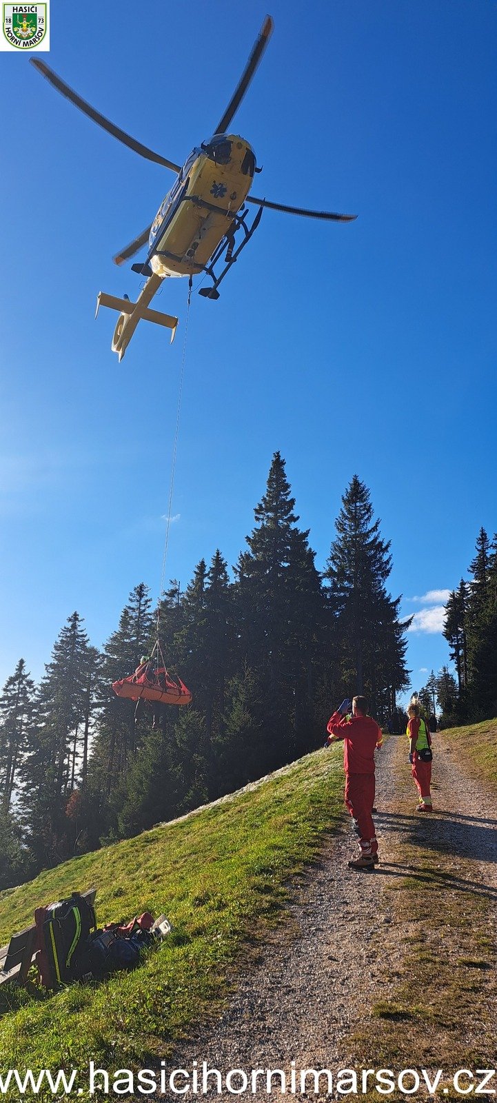 Záchrana paraglidistky v Krkonoších