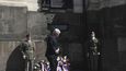Nedaleko chrámu sv. Cyrila a Metoděje, ve Václavské ulici v Praze, byly 18. června 2018 odhaleny pamětní destičky sedmi padlých československých výsadkářů, kteří provedli atentát na Reinharda Heydricha. Destičky jsou v chodníku osazeny v místech, kam nacisti parašutisty po jejich smrti vynesli.