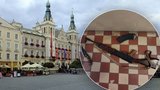 Soused otevřel se samopalem v ruce! Muže v Pardubicích rušil hluk