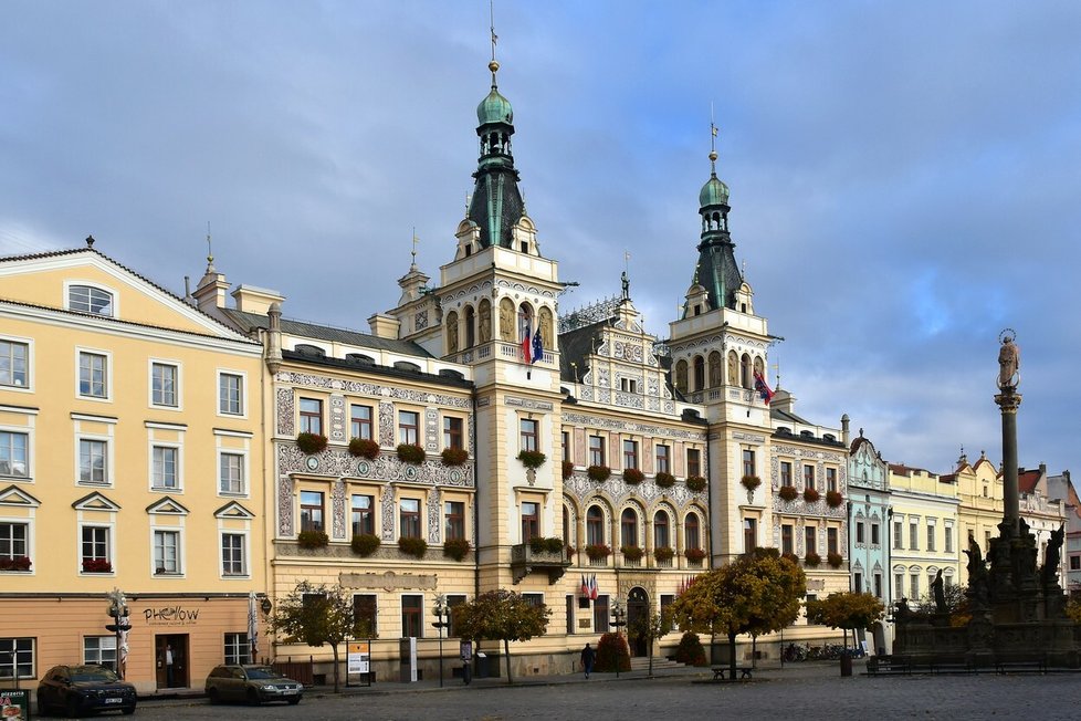 Novorenesanční budova radnice v Pardubicích