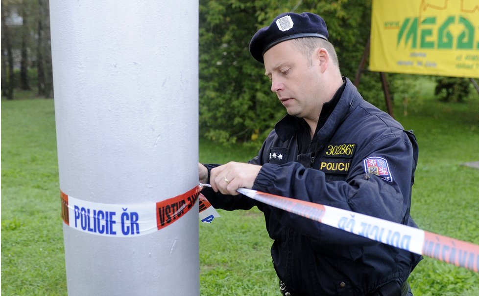 Policie v noci na 30. září dokončila prohlídku prostor Univerzity Pardubice a uzavřela je. 