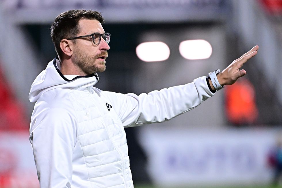 Nové angažmá pro kouče Střihavku? Další záchranná mise, tentokrát ve druhé lize Nové angažmá pro kouče Střihavku? Další záchranná mise, tentokrát ve druhé lize