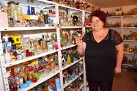 Unikátní sbírka 4000 lahviček od parfémů: Hana má i flakonek z Egypta starý 2800 let