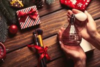 Vyhněte se předvánočnímu stresu! 3 voňavé tipy na dárky pro ženy, muže i děti