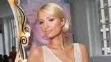 Paris Hilton: Hrát hloupou blondýnu je náročné