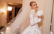 Paris Hilton se pochlubila fotkami ze svého svatebního dne. 
