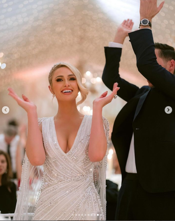 Paris Hilton se pochlubila fotkami ze svého svatebního dne.