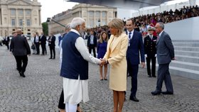 Den pádu Bastily v Paříži: Brigitte Macronová vítá indického premiéra Nárendru Módího (14. 7. 2023)
