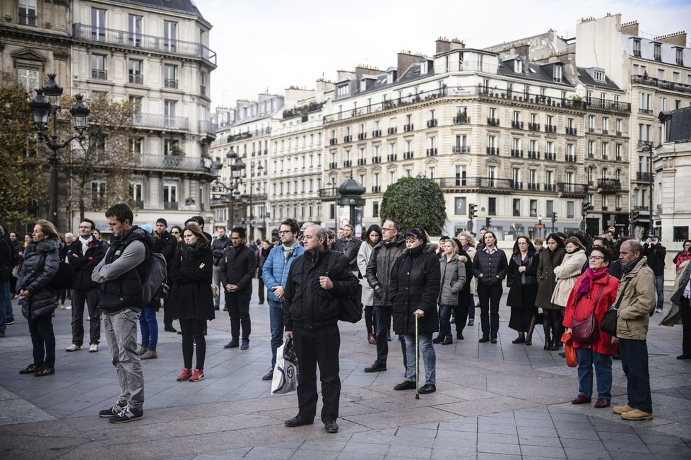 Teroristické útoky v Paříži šokovaly civilizovaný svět.