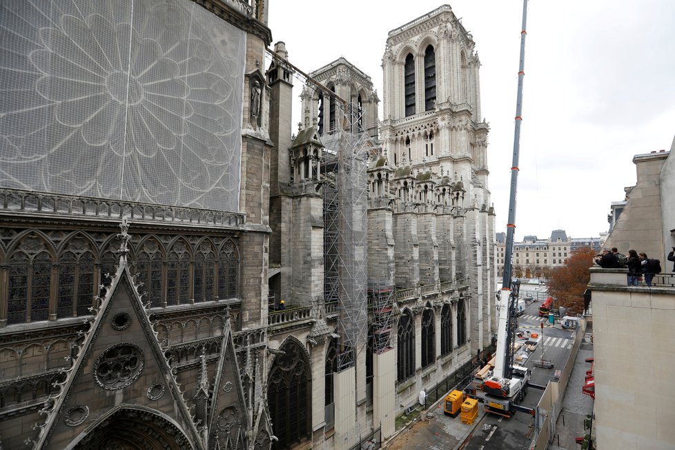 Stav katedrály Notre-Dame, (15.11.2019)