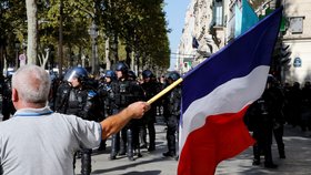 Na protestech žlutých vest policie znovu zatýkala. (21. 9. 2019)