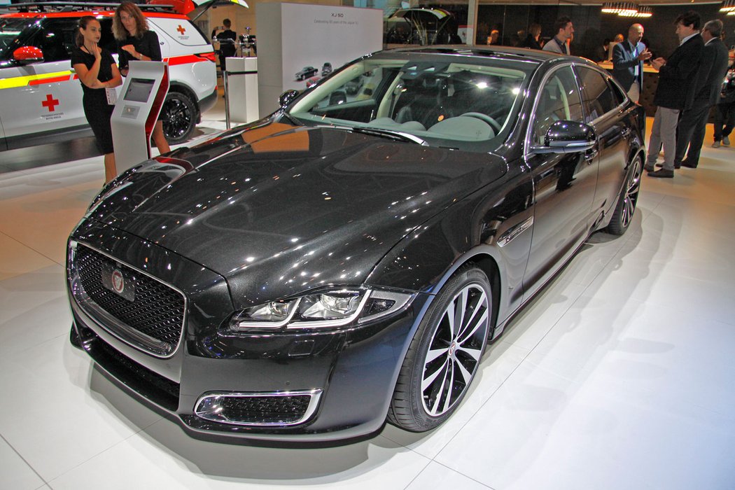 Jaguar XJ