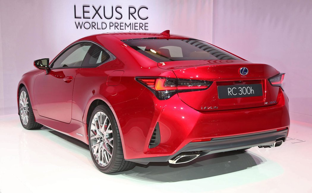 Lexus RC