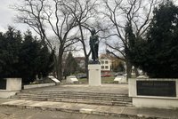 Bubeneč zdobí modernizovaný park. Přibyly lavičky, pítko a fontána s LED osvětlením