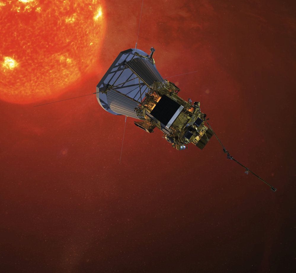 Obrněná sonda Parker Solar Probe se pokusí odhalit tajemství sluneční koróny nebo prozkoumat sluneční vítr