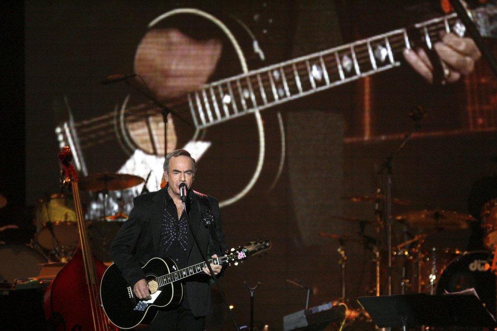 Zpěvák Neil Diamond končí s koncertováním kvůli Parkinsonově chorobě.