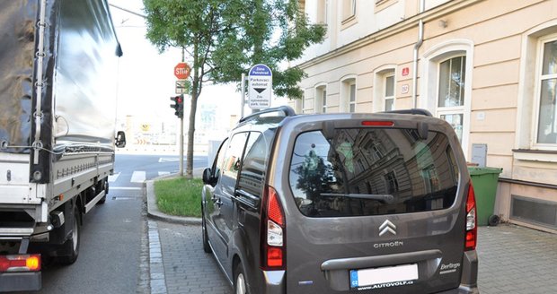 Plzeň rozšiřuje zóny placeného parkování.
