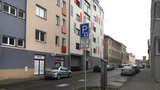 Řidiči, pozor: U autobusového nádraží v Plzni se nově za parkování platí