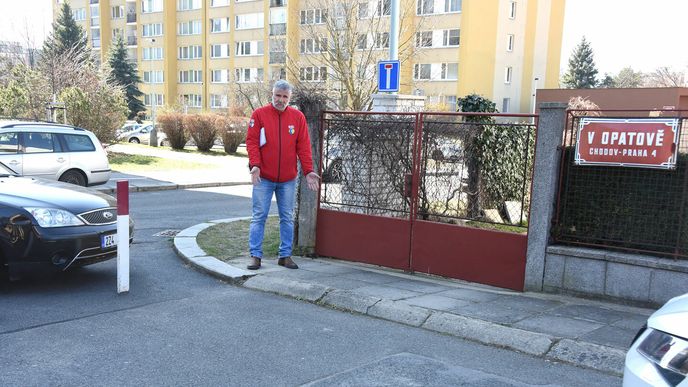 Policisté nebo strážníci vždy zohledňují, zda vjezd opravdu slouží svému účelu – například má nájezd, nebo minimálně zkosený obrubník Policisté nebo strážníci vždy zohledňují, zda vjezd opravdu slouží svému účelu – například má nájezd, nebo minimálně zkosený obrubník