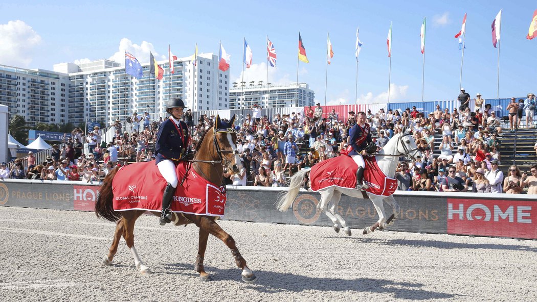 Anna Kellnerová a Gerco Schröder uspěli v závodu Global Champions League na Miami Beach