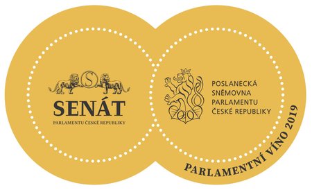 Logo parlamentního vína, které vozí šéfové Senátu a Poslanecké sněmovny svým protějškům po celém světě. Nebo předávají návštěvám v ČR.