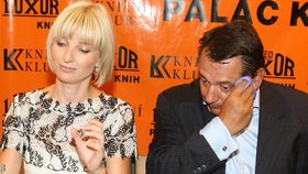 Jiří Paroubek s manželkou Petrou se snaží prorazit i jako spisovatelé