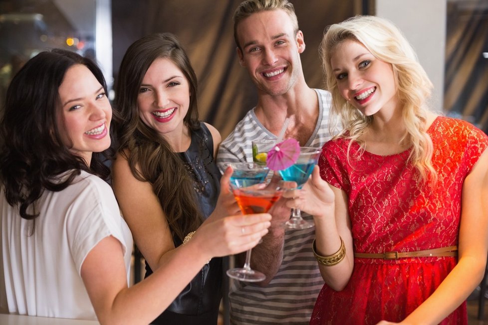 Alkohol snižuje hladinu leptinu v krvi, což způsobí, že se mozek cítí hladovější.