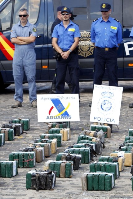 Policisté ukázali množství kokainu, které Češi pašovali