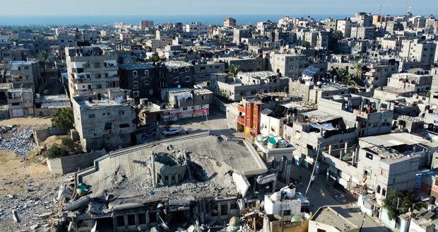 Gaza se propadá do chaosu: Svrab a nemoci, haldy odpadků, zdražování, hlad i útoky na konvoje