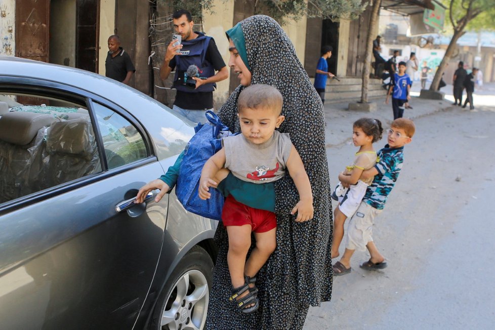 Polovina obyvatel Pásma Gazy uprchla z domovů (15. 10. 2023).