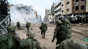 Izraelští vojáci v Pásmu Gazy (18. 12. 2023)