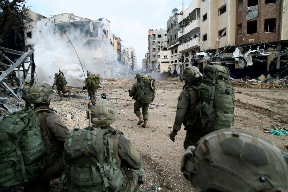Izraelští vojáci v Pásmu Gazy (18. 12. 2023)
