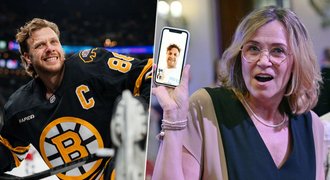 Pastrňákova maminka Marcela musela synovo »céčko« oslavit: Panák na šok! Pastrňákova maminka Marcela musela synovo »céčko« oslavit: Panák na šok!