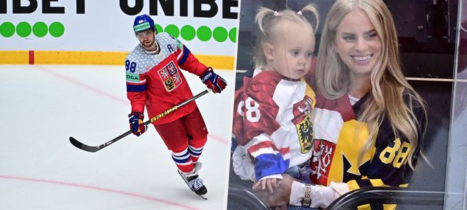 Pastovi aspoň jednou zafandila Rebecca s dcerou: Rozpůlil rodinku Pastovi aspoň jednou zafandila Rebecca s dcerou: Rozpůlil rodinku