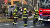 Hrozivá nehoda na Břevnově: Tři auta skončila v sobě, chlapečka (2) odvezla záchranka!
