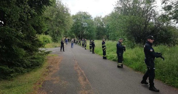 Policie pátrala po dívce (11), která nedorazila do školy: Našli ji v pořádku