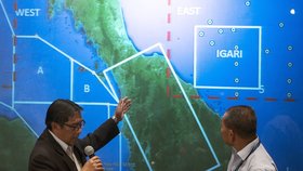 Boeinf 777 letěl na trase Kuala Lumpur - Peking, ale zmizel z radarů již hodinu poté, co se odlepil od země