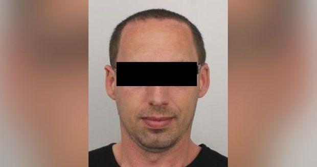 Miroslav (44) odjel vynervovaný do práce a zmizel: Už je doma, přítelkyně ho odvezla z nádraží
