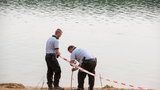Děsivá svědectví z jezera Lhota, kde utonuly dvě děti (†7): Rodiče prosili o pomoc, žádná nepřicházela