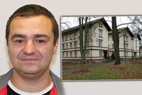 Z psychiatrické léčebny v Dobřanech uprchl pacient: Je nebezpečný!