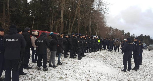 Tragédie na Tachovsku: Nemocnou pohřešovanou ženu našli po pěti dnech mrtvou