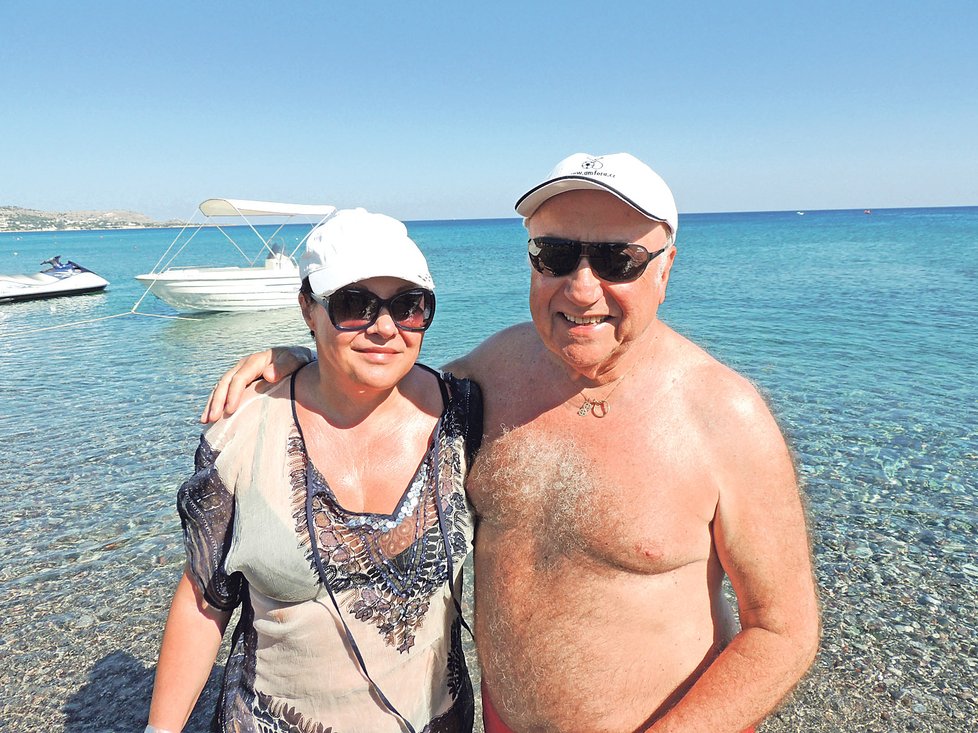 Nejvíce času na dovolené trávila s manželem Felixem u moře